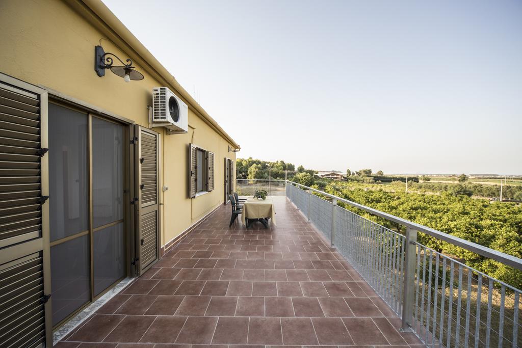 Agriturismo Il Giriatello 크로토네 외부 사진